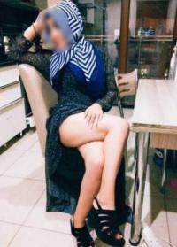 Türbanlı Escort Selda Büyüleyen Cazibeli Bayan